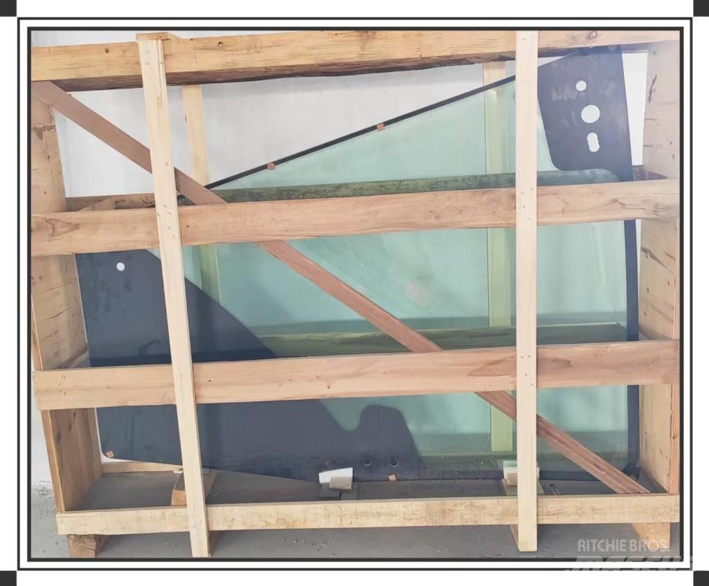 CLAAS Door glass Cabine en interieur