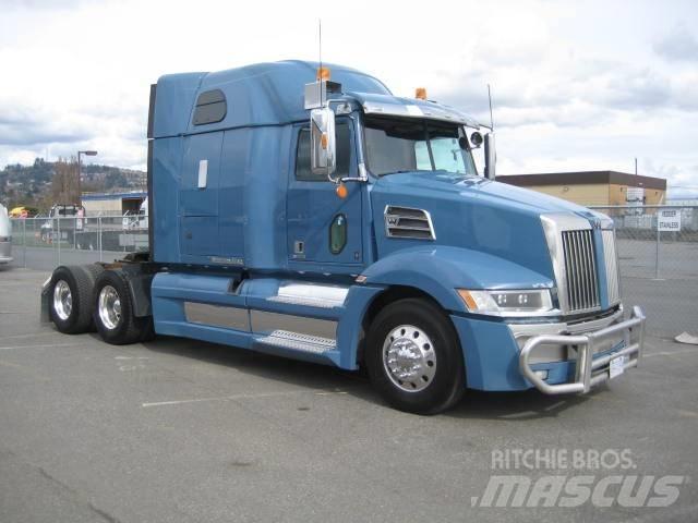 Western Star 5700 XE Trekkers