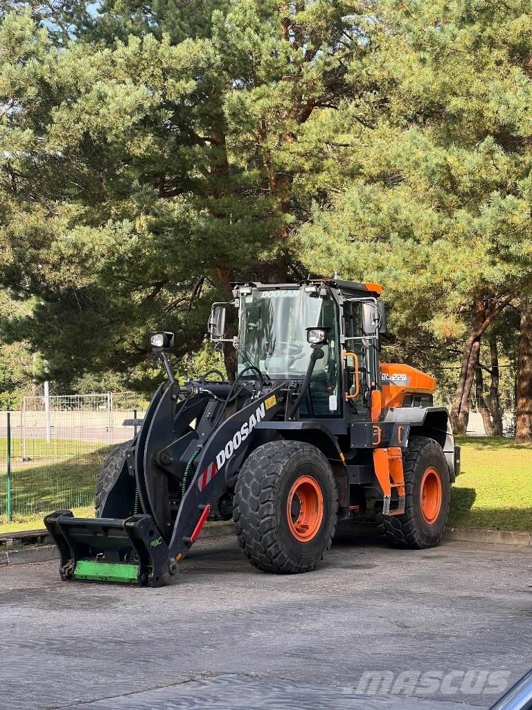 Doosan DL 220-7 Wielladers