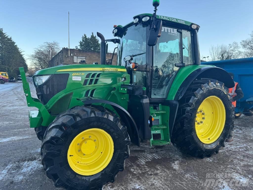 John Deere 6140 M Tractoren