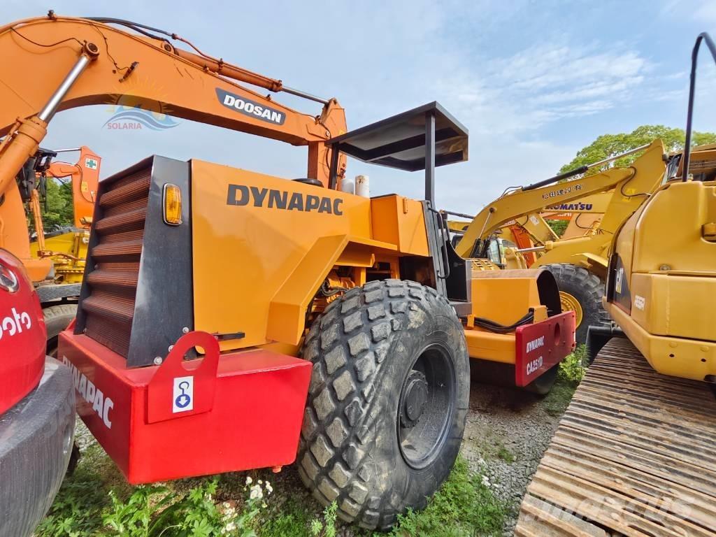 Dynapac CA 251 D Trilrolwalsen