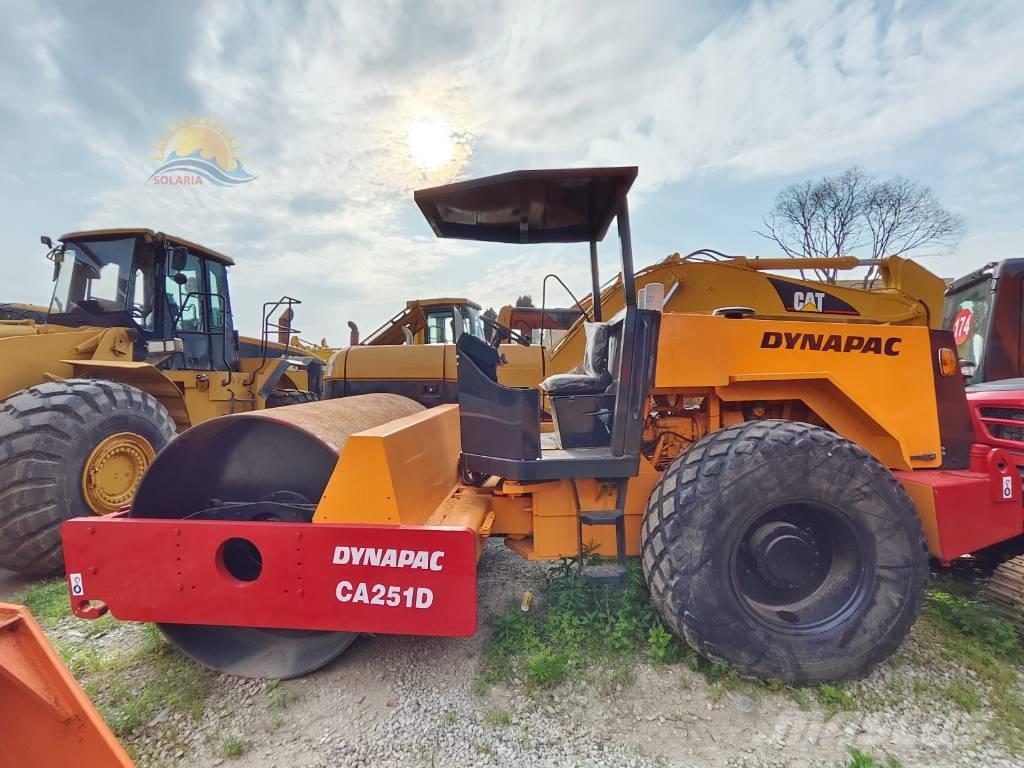 Dynapac CA 251 D Trilrolwalsen