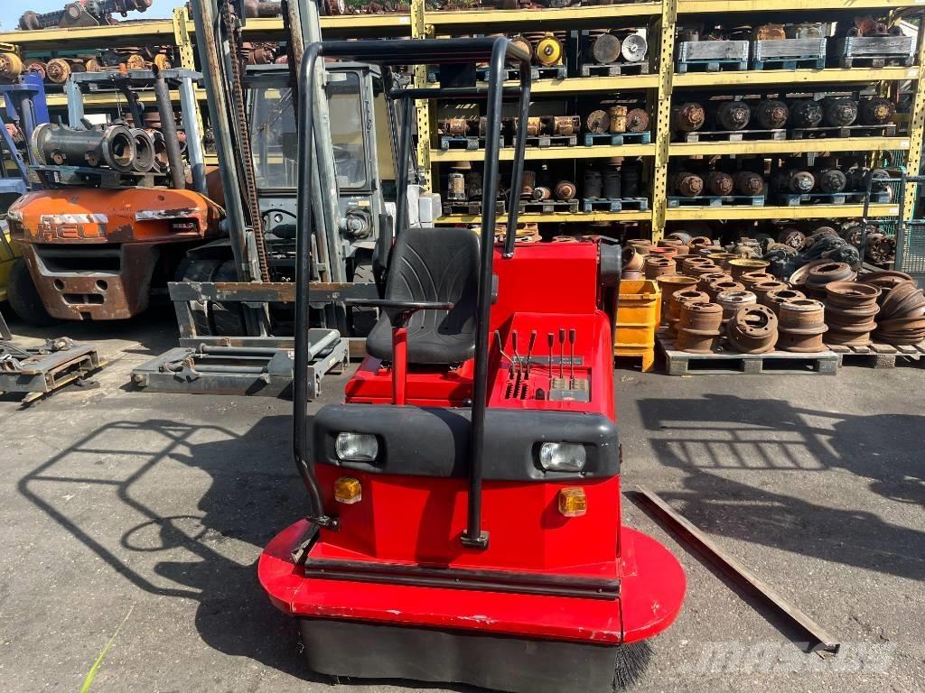 RCM Mille V-4075 Veegmachines