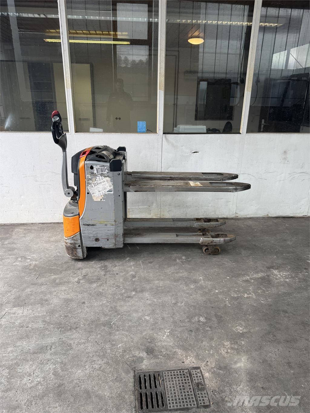 Still EXU-H18 Meeloop stapelaar