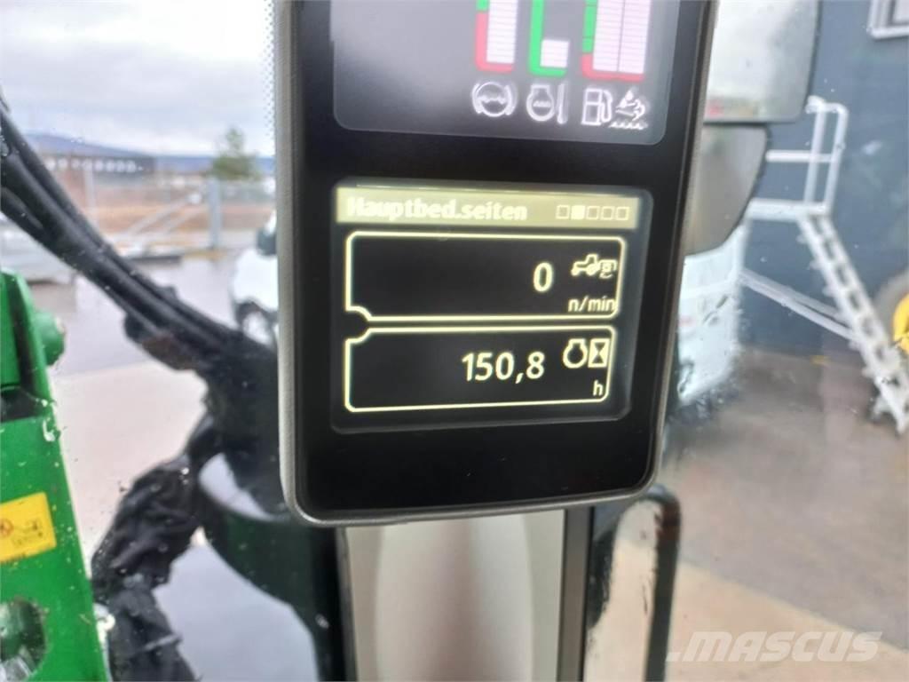 John Deere 6090M Tractoren