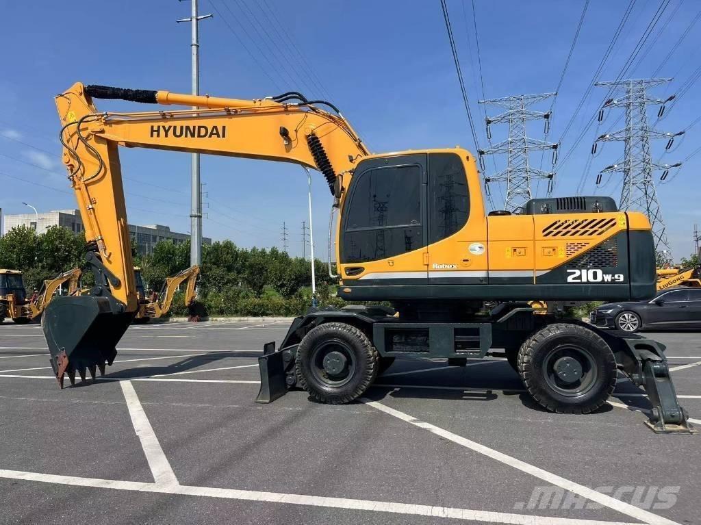 Hyundai 210W-9 Wielgraafmachines