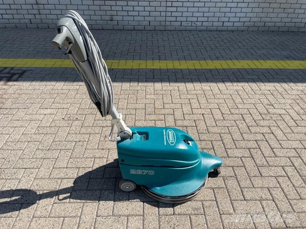 Tennant 2370 Veegmachines