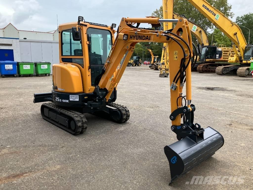 Hyundai R25Z-9AK Minigraafmachines < 7t