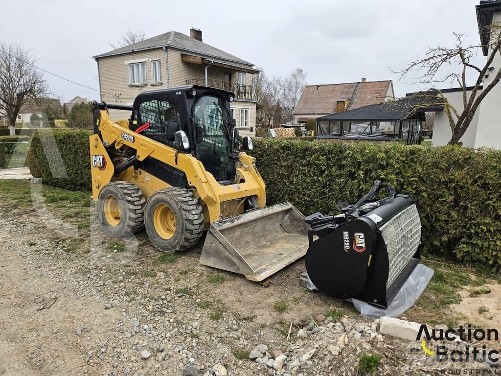 CAT 242 D 3 Schrankladers
