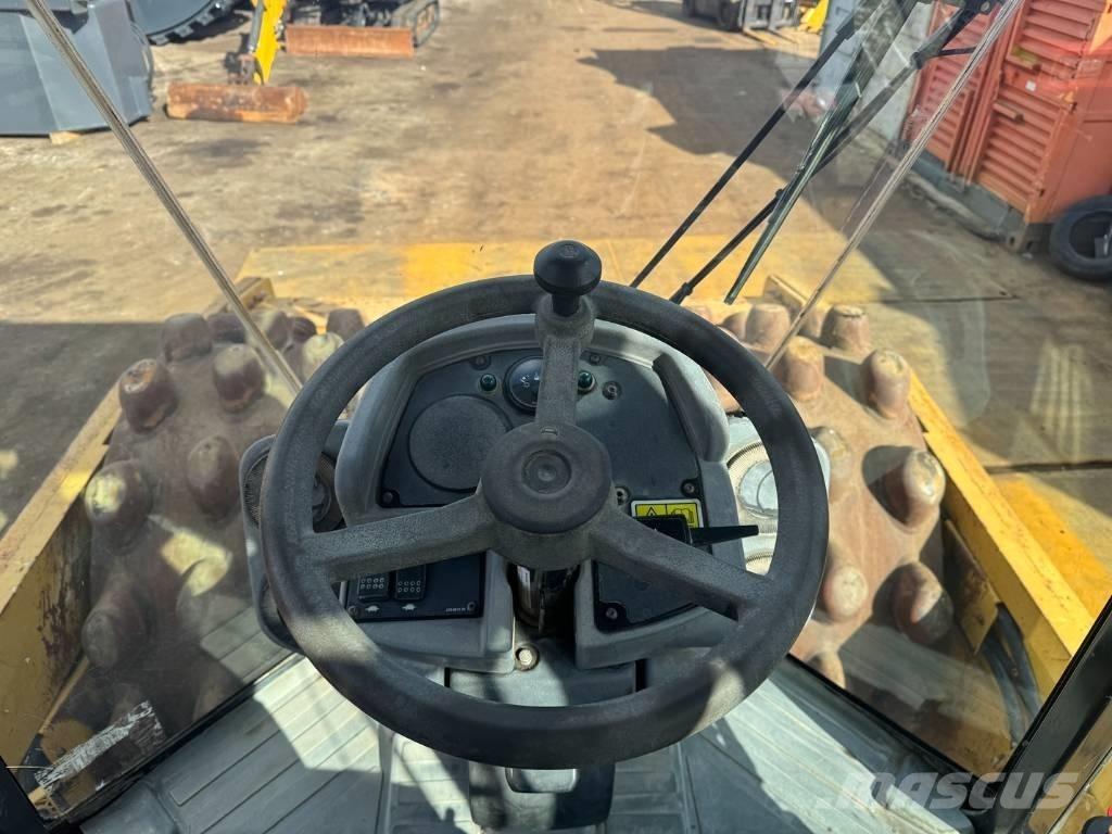 CAT CP 76 Trilrolwalsen