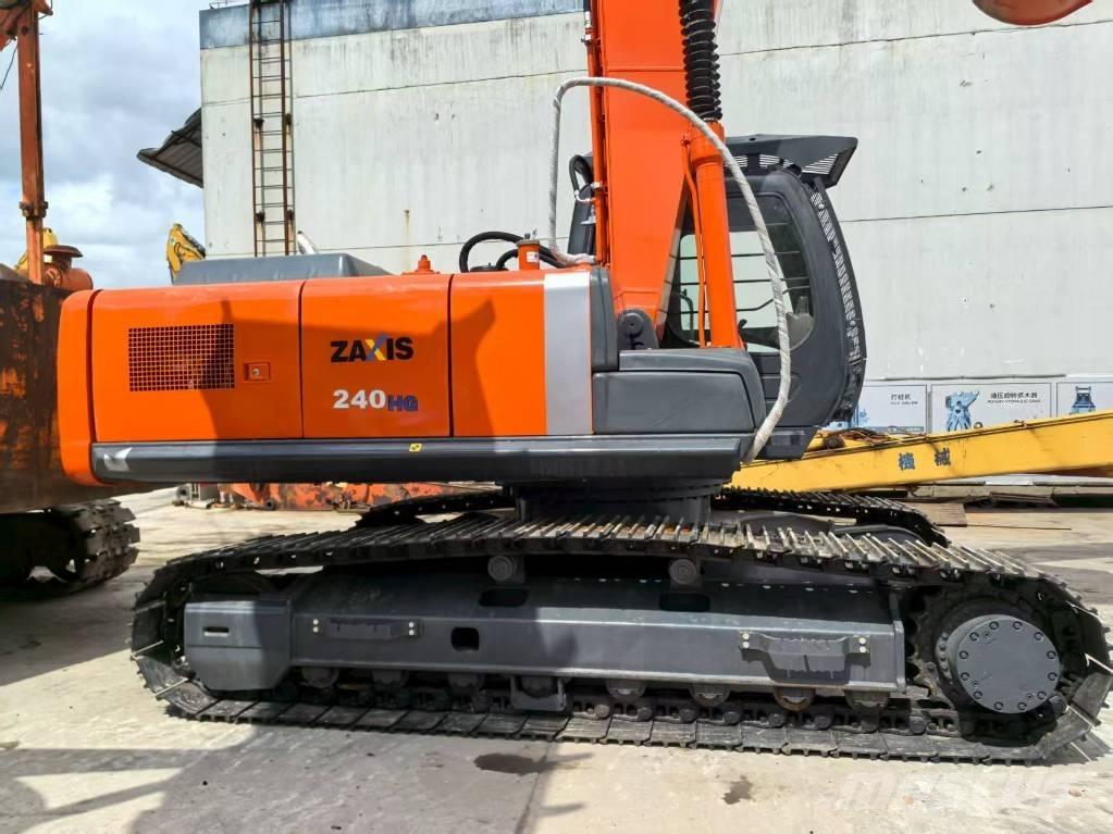 Hitachi ZX 240 HG Rupsgraafmachines