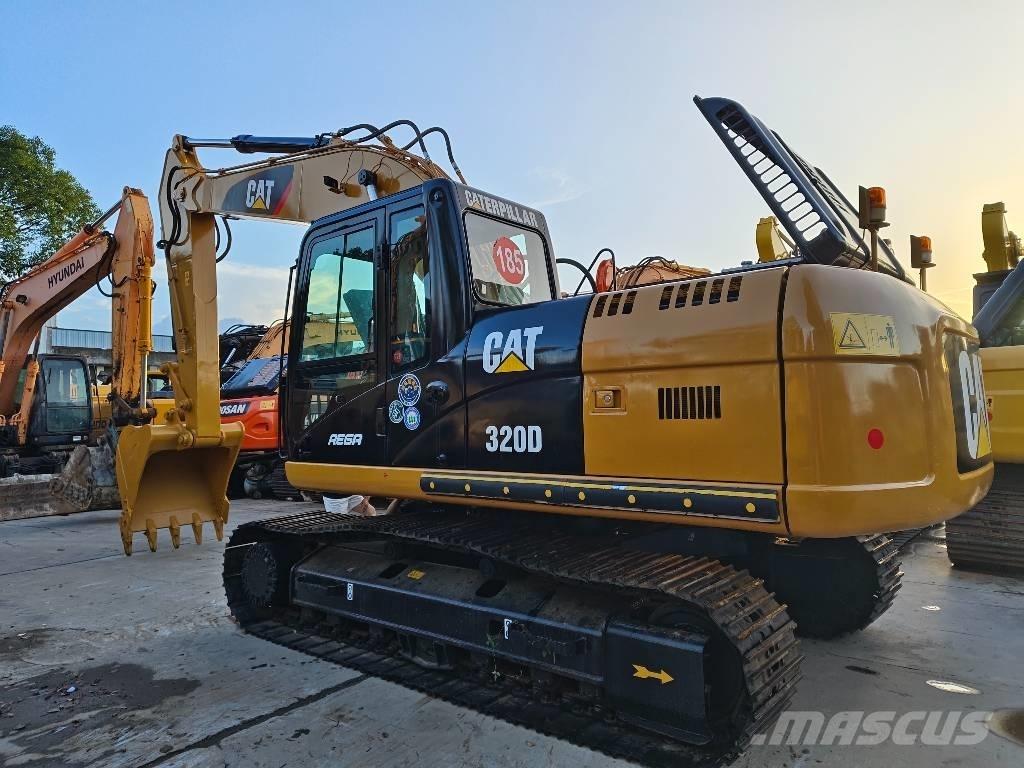 CAT 320 D Rupsgraafmachines