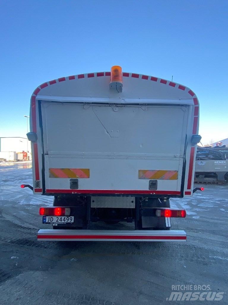Scania 124 C 360 Tankwagen