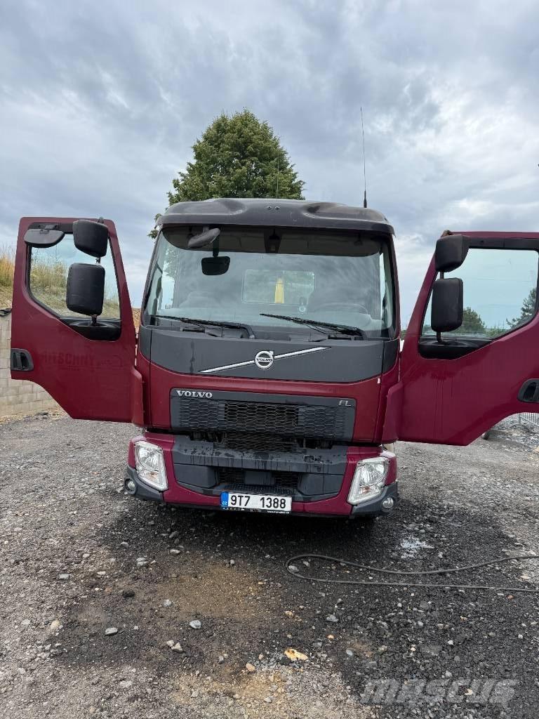 Volvo FL 280 Vrachtwagen met containersysteem