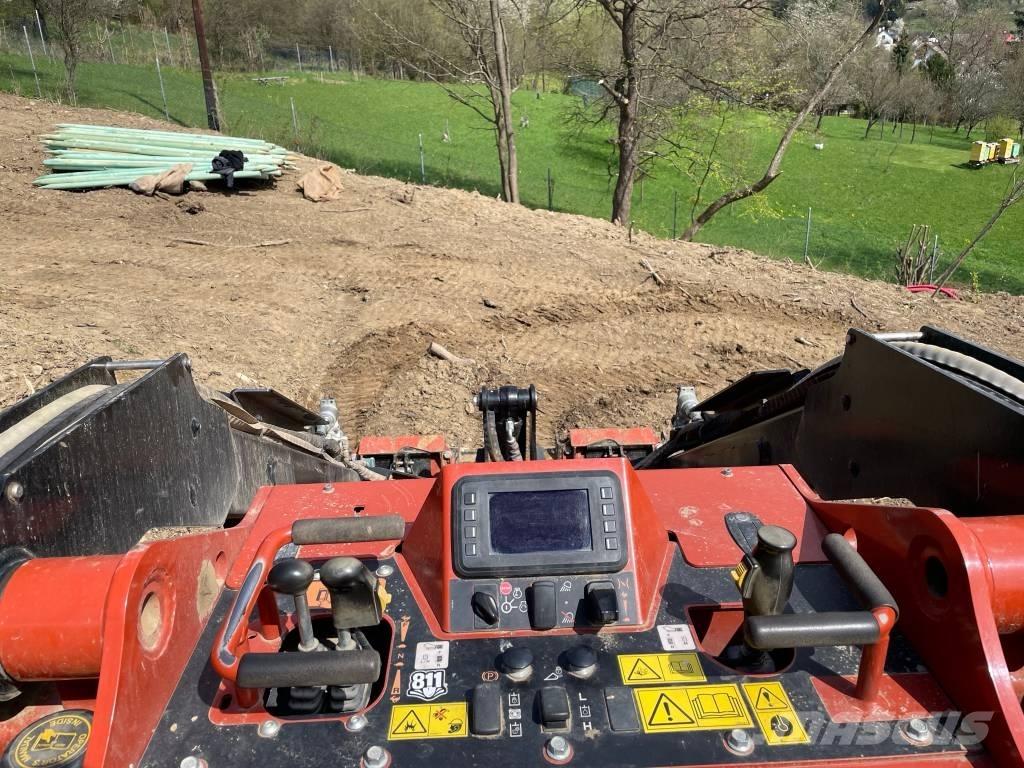 Ditch Witch SK 3000 Rupsladers