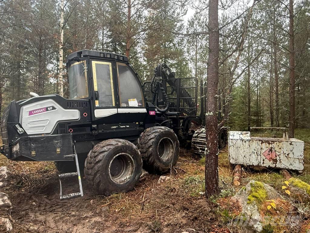 Logset 5 FGT Uitrijwagens