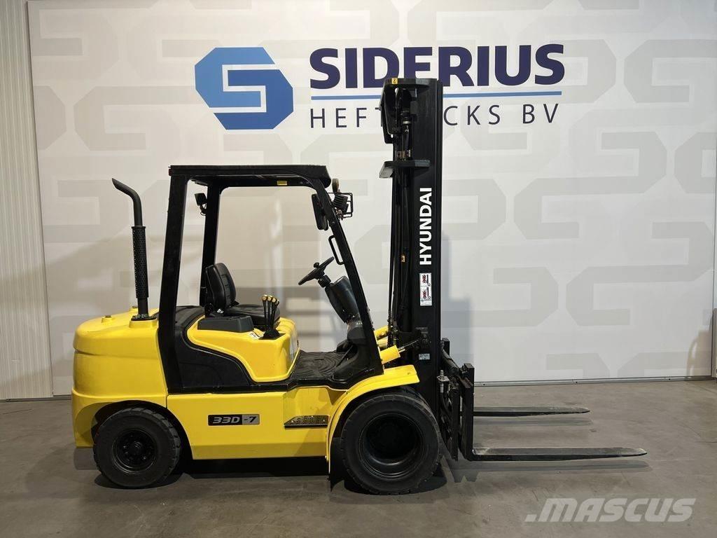 Hyundai 33D-7 Diesel heftrucks