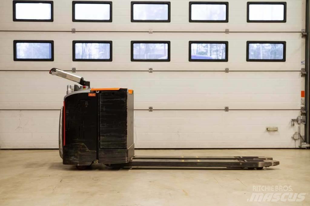 Rocla TP 20 AC H Pallettruck met meerij platform
