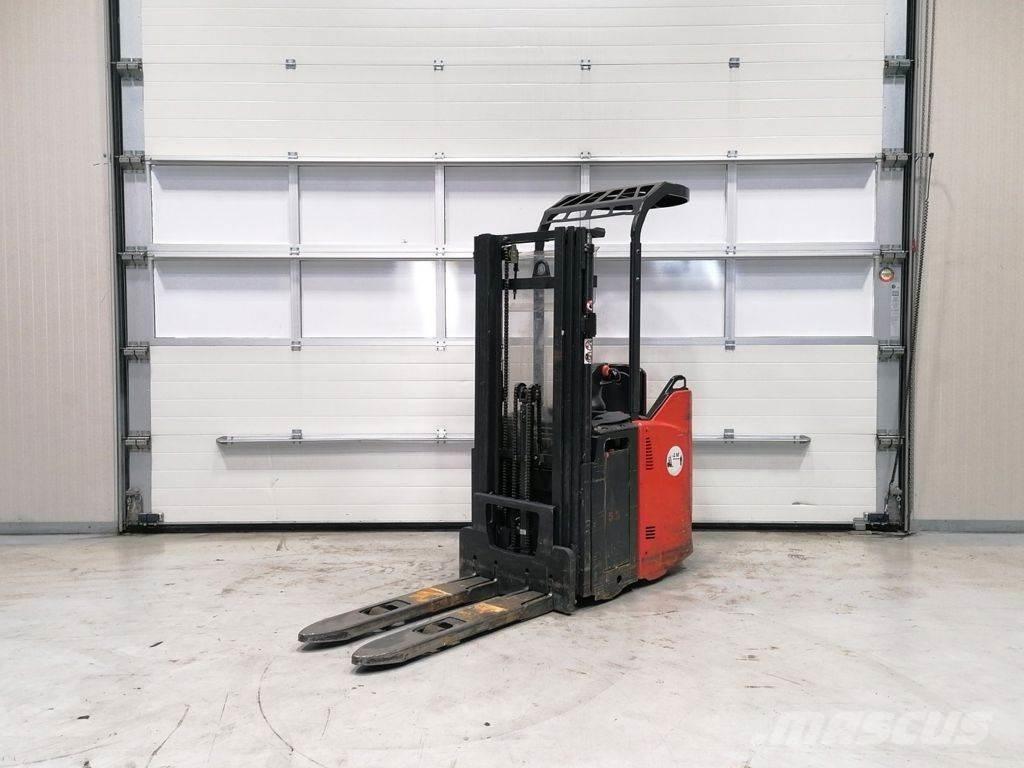 Linde L12SP Meeloop stapelaar