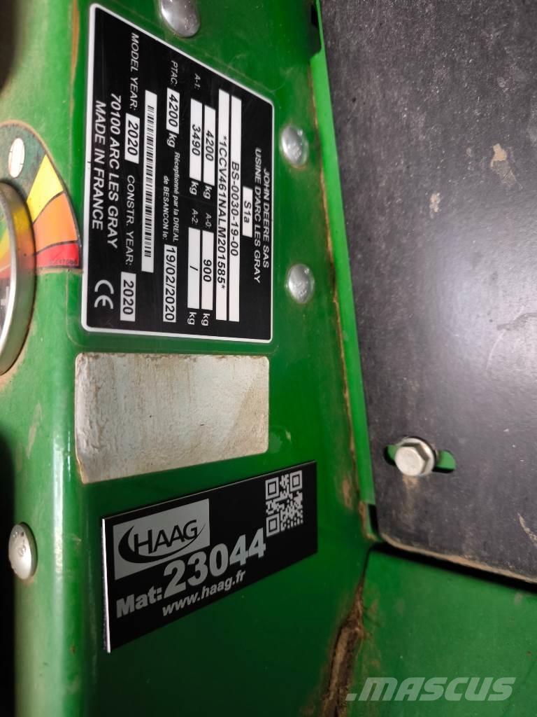 John Deere V461M Ronde-balenpersen