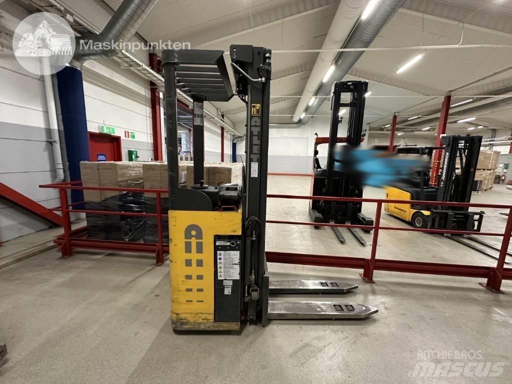 Atlet 160 SD TFV Zelfrijdende stapelaars