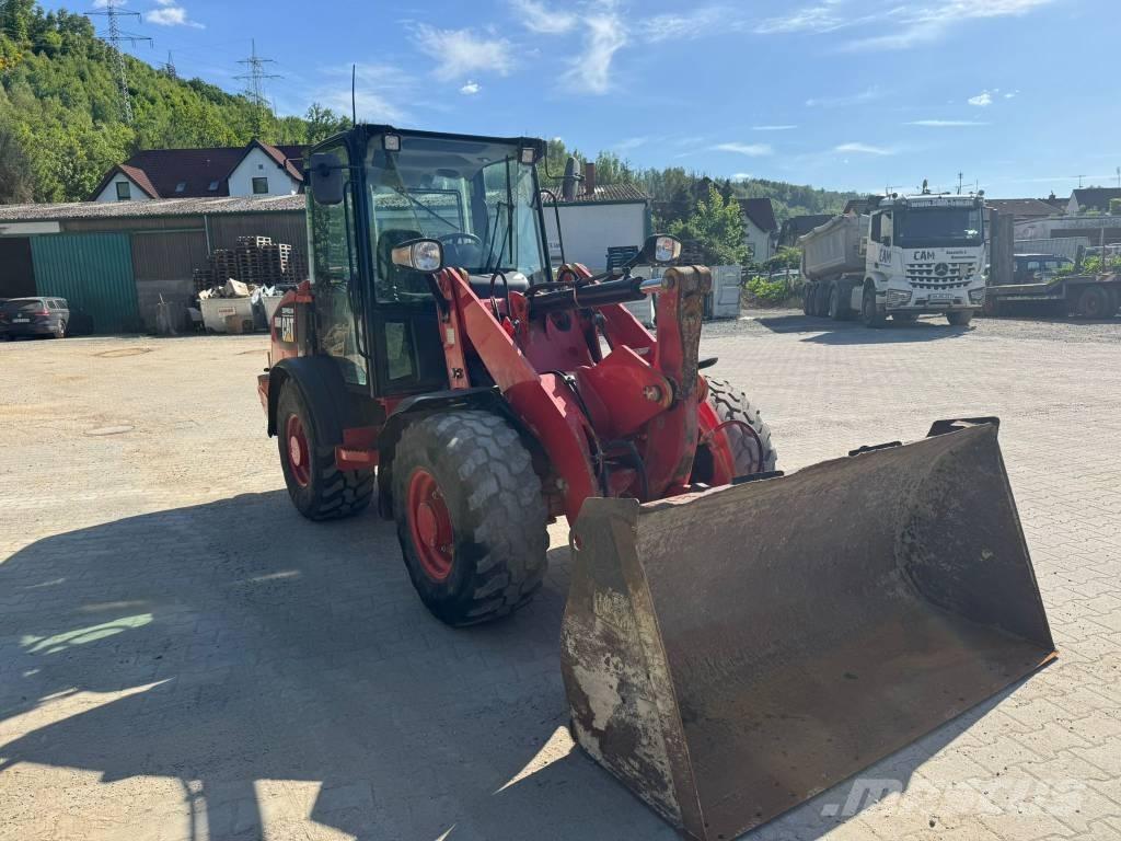 CAT 906M Wielladers