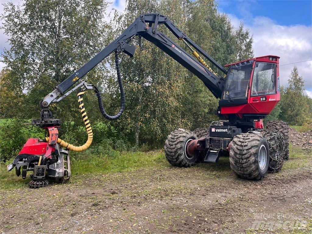 Valmet 901 TX Harvesters