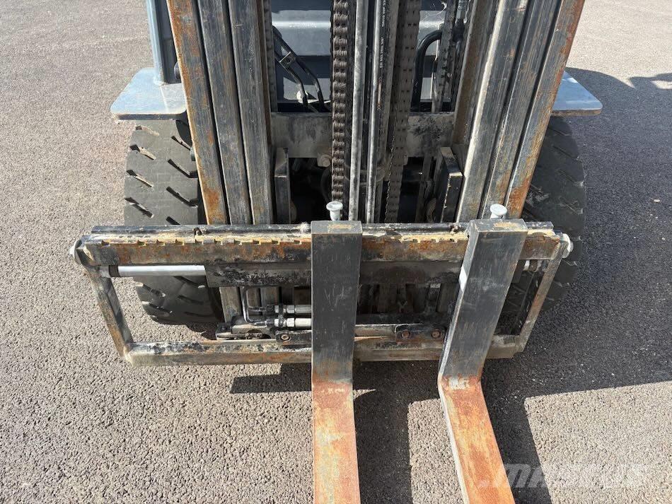 Toyota 8 FDF 25 Diesel heftrucks