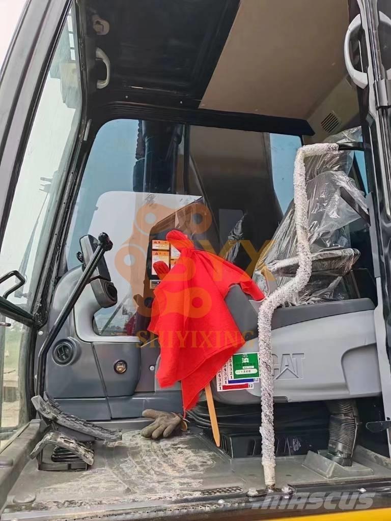 CAT 330D Rupsgraafmachines