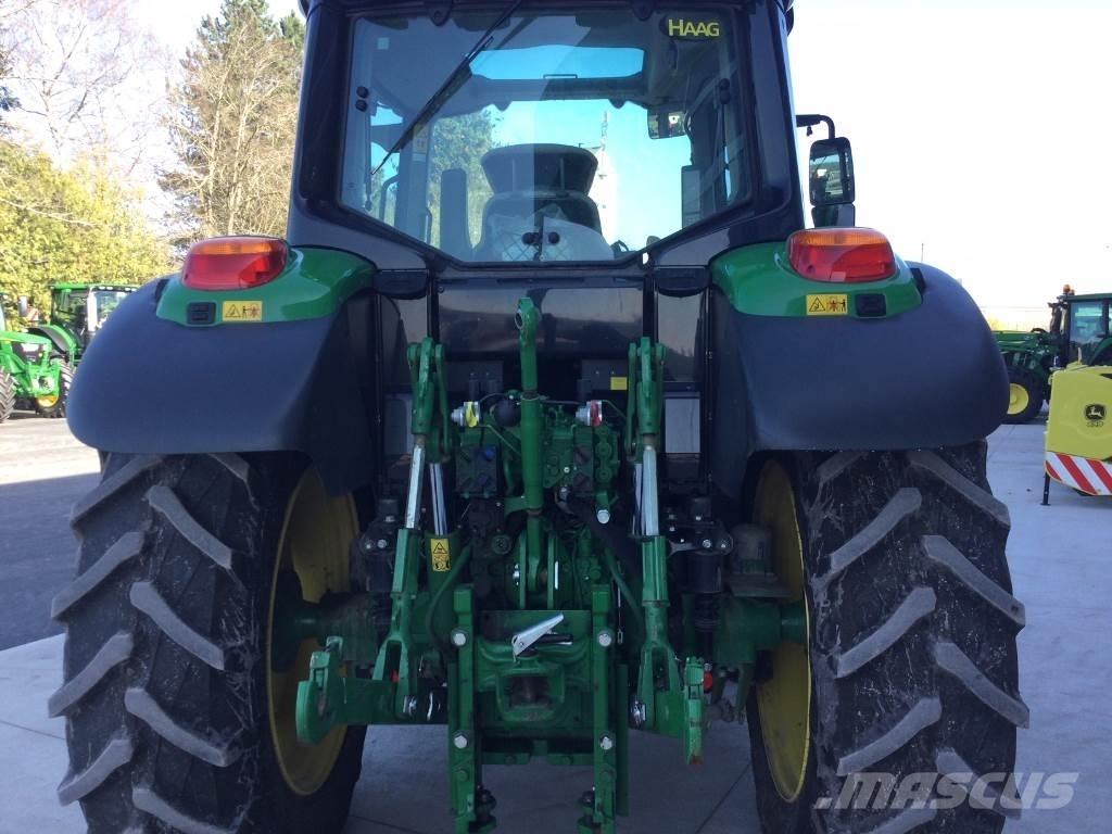 John Deere 6110M Tractoren
