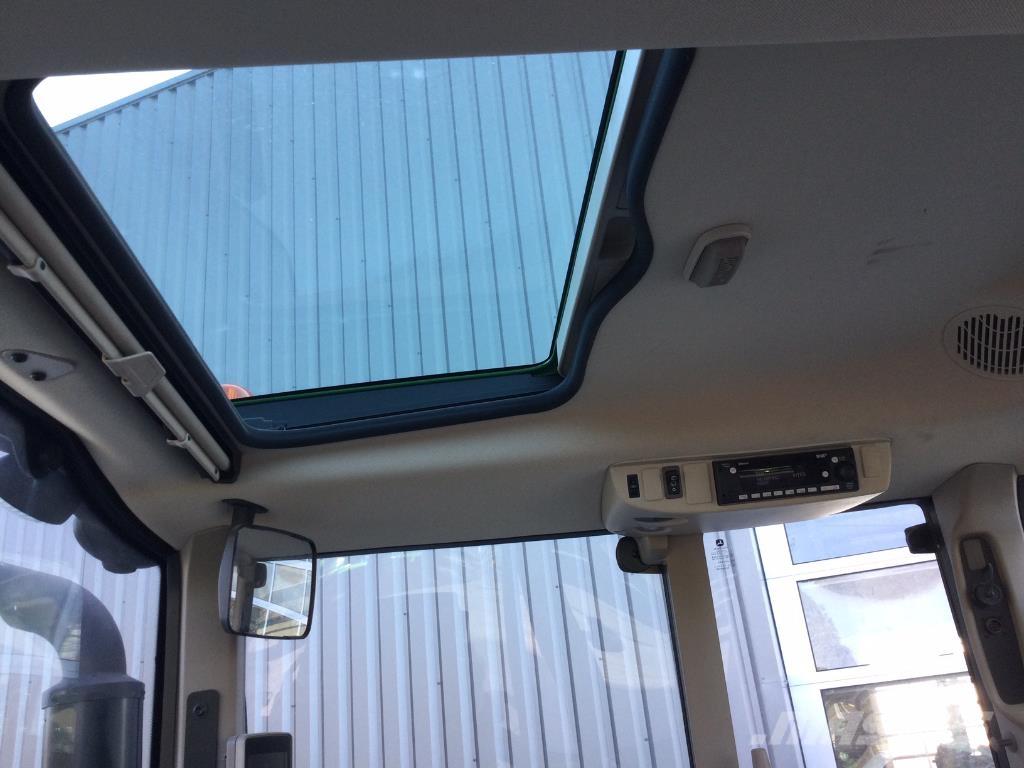 John Deere 6110M Tractoren