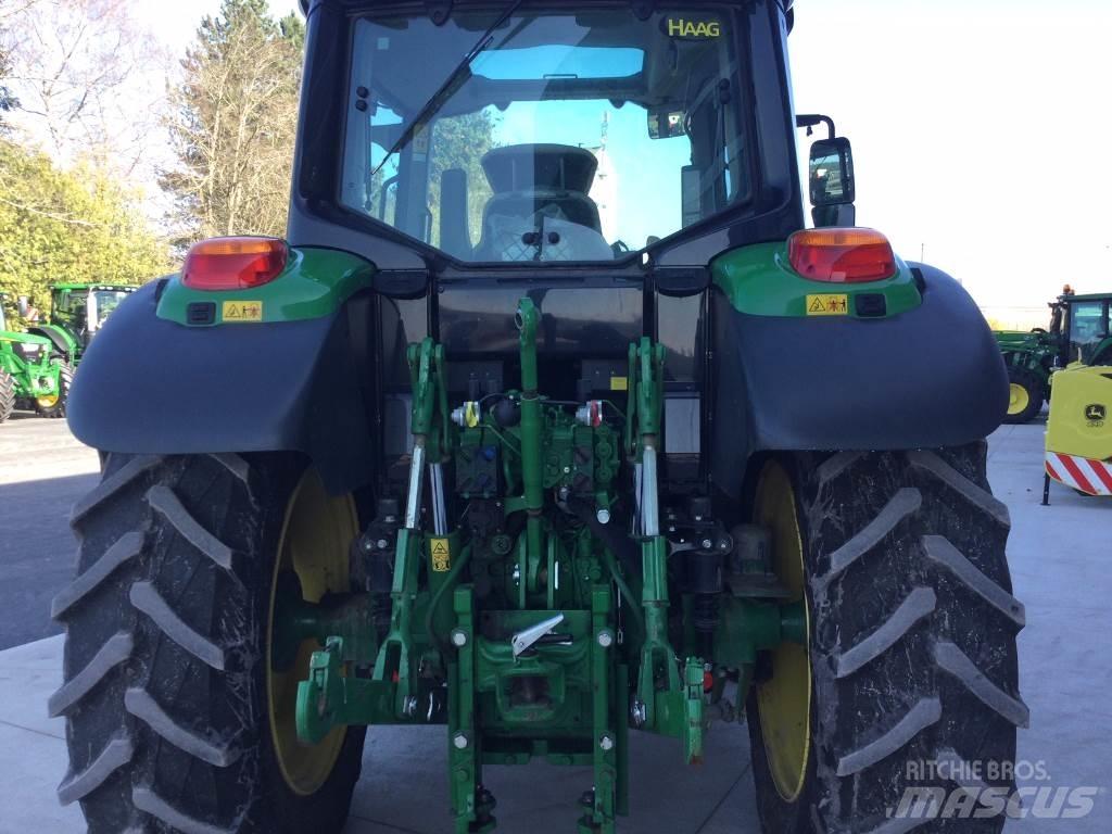 John Deere 6110M Tractoren