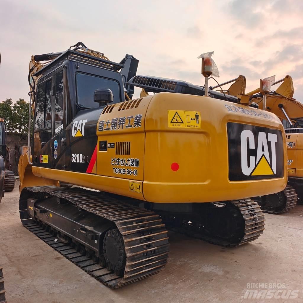 CAT 320 D Rupsgraafmachines