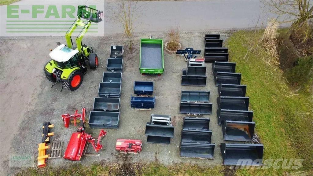 CLAAS axos 240 Tractoren