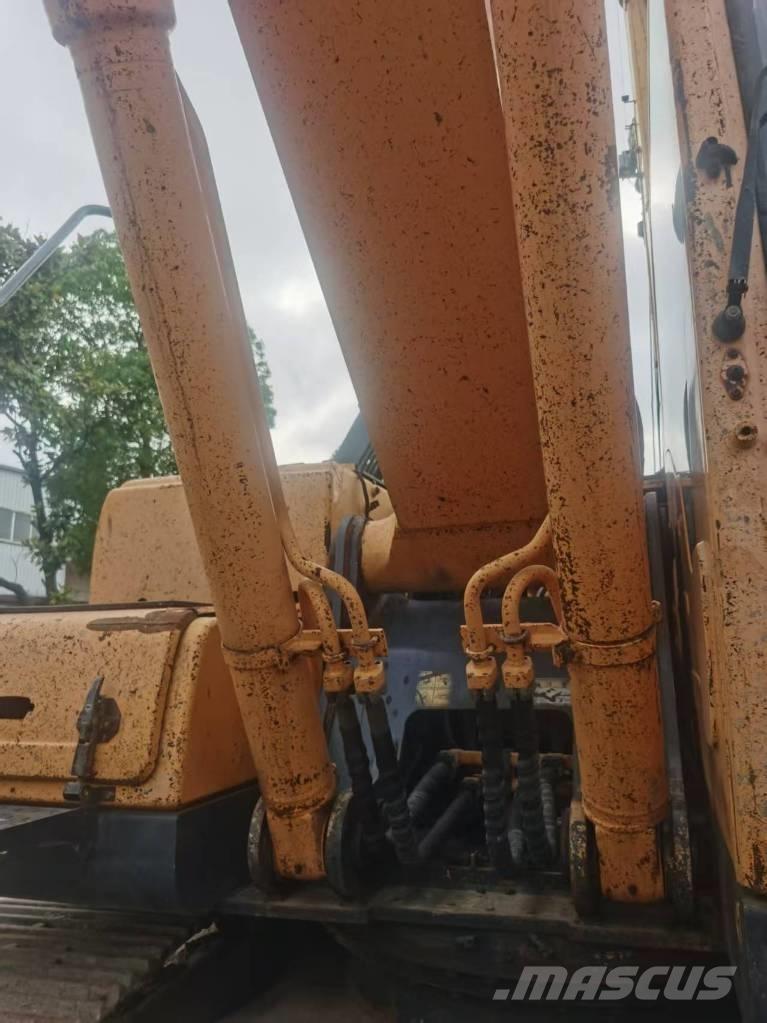 Hyundai R220LC-9S Rupsgraafmachines