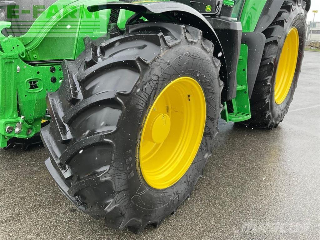 John Deere 6M 150 Tractoren