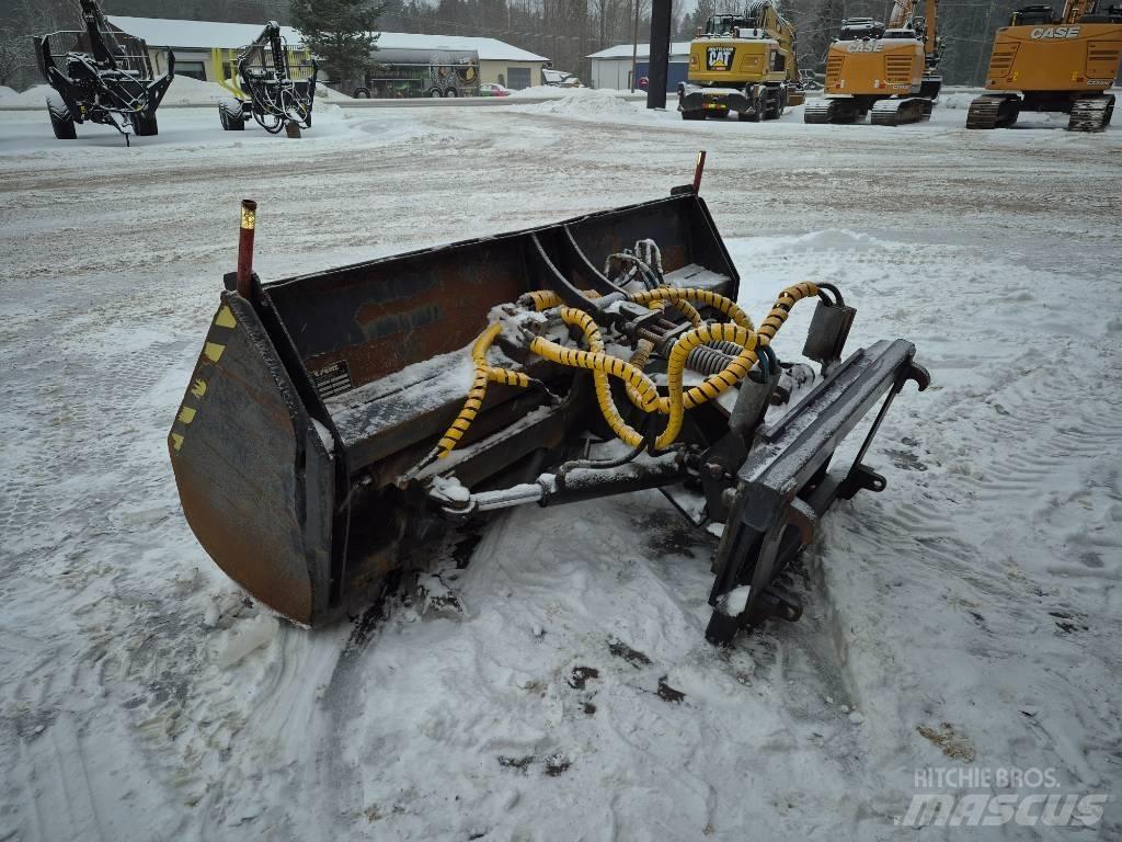 Pome Zoom 2100-3300 Sneeuwschuivers en -ploegen