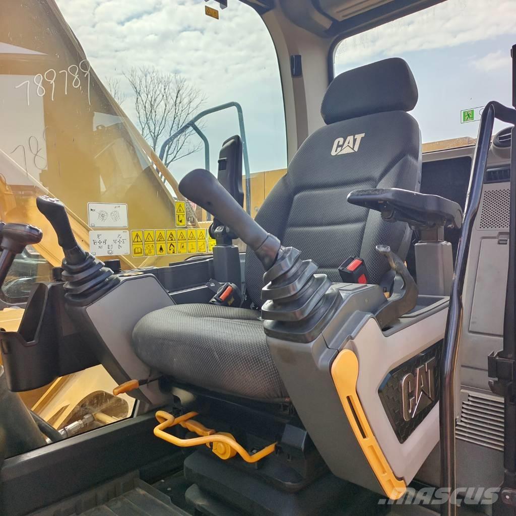 CAT 320  GC Rupsgraafmachines
