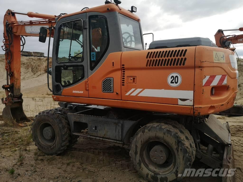  DOSAN DX170W Wielgraafmachines
