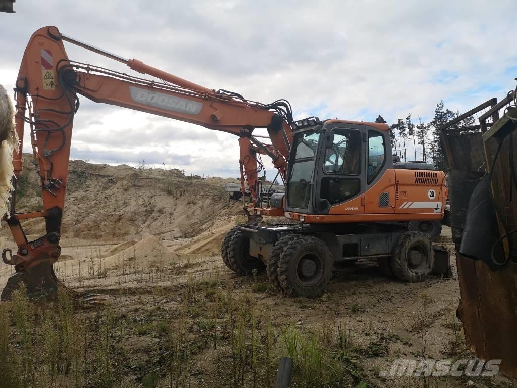  DOSAN DX170W Wielgraafmachines