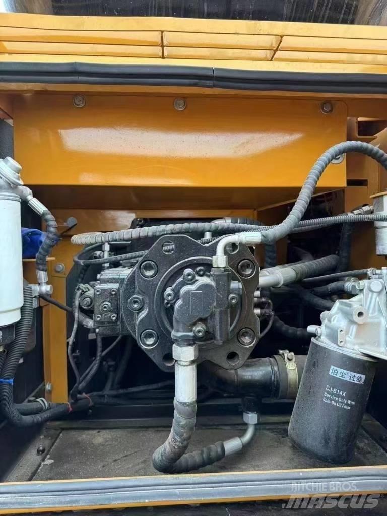 Sany 215C Rupsgraafmachines