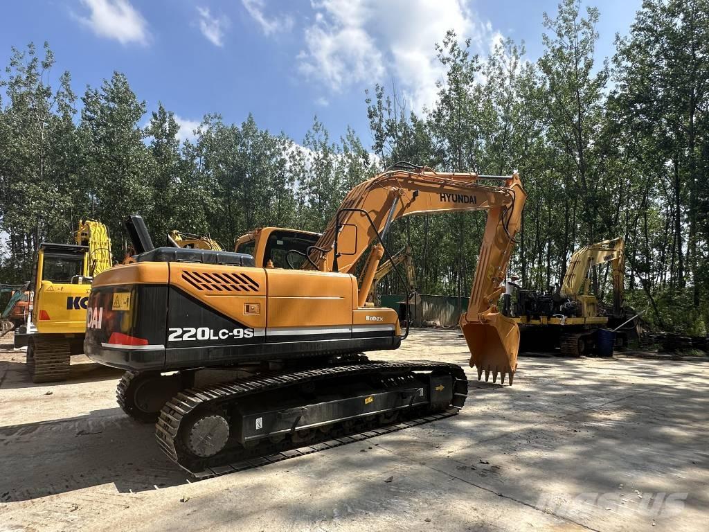 Hyundai R220LC-9S Rupsgraafmachines