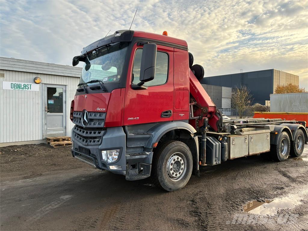 Mercedes-Benz 2643 Containertrucks met kabelsysteem