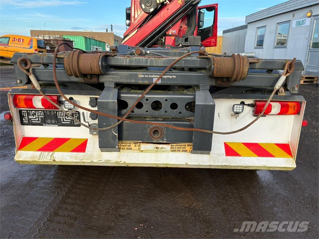 Mercedes-Benz 2643 Containertrucks met kabelsysteem