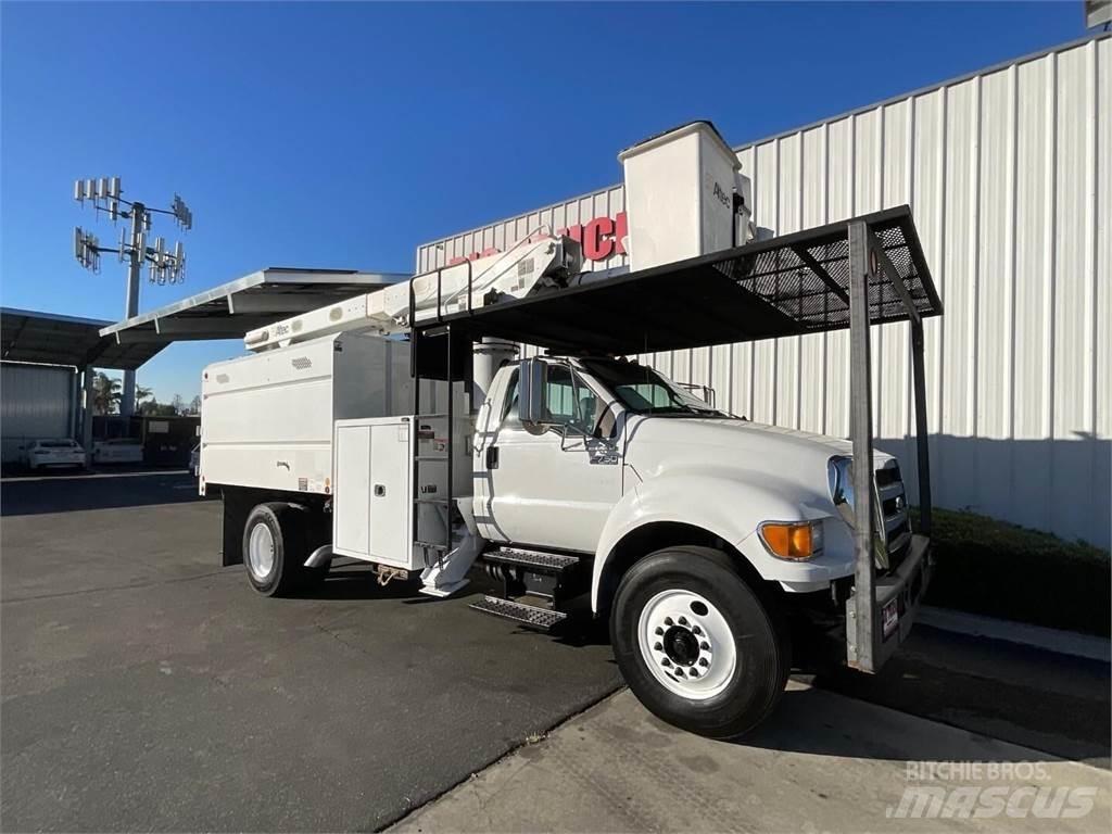 Altec LR756 FM Auto hoogwerkers