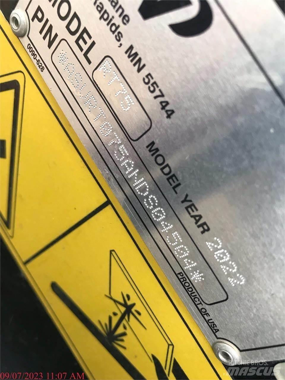 ASV POSI-TRACK RT75 Schrankladers