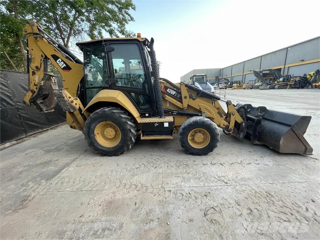 CAT 420F2 IT Graaf-laadcombinaties