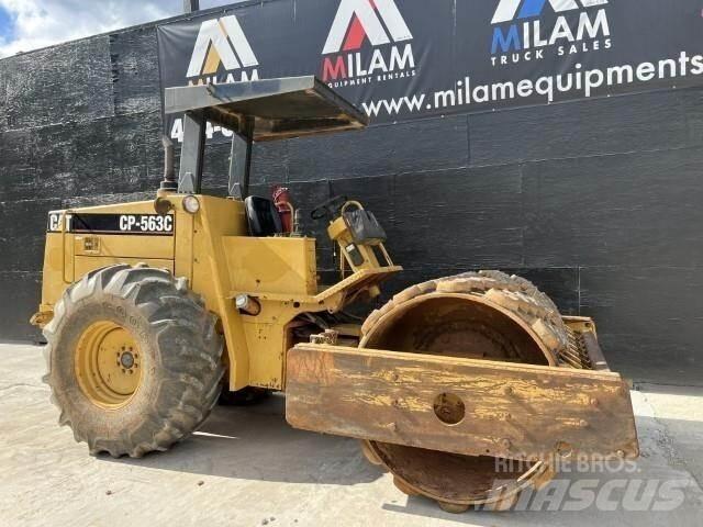 CAT CP-563C Afvalpersen