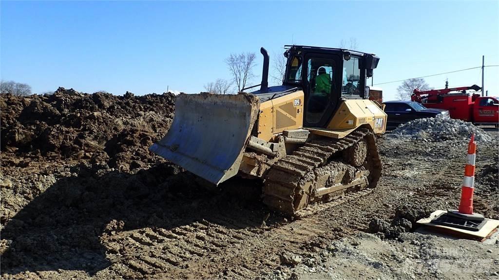 CAT D5 Rupsdozers