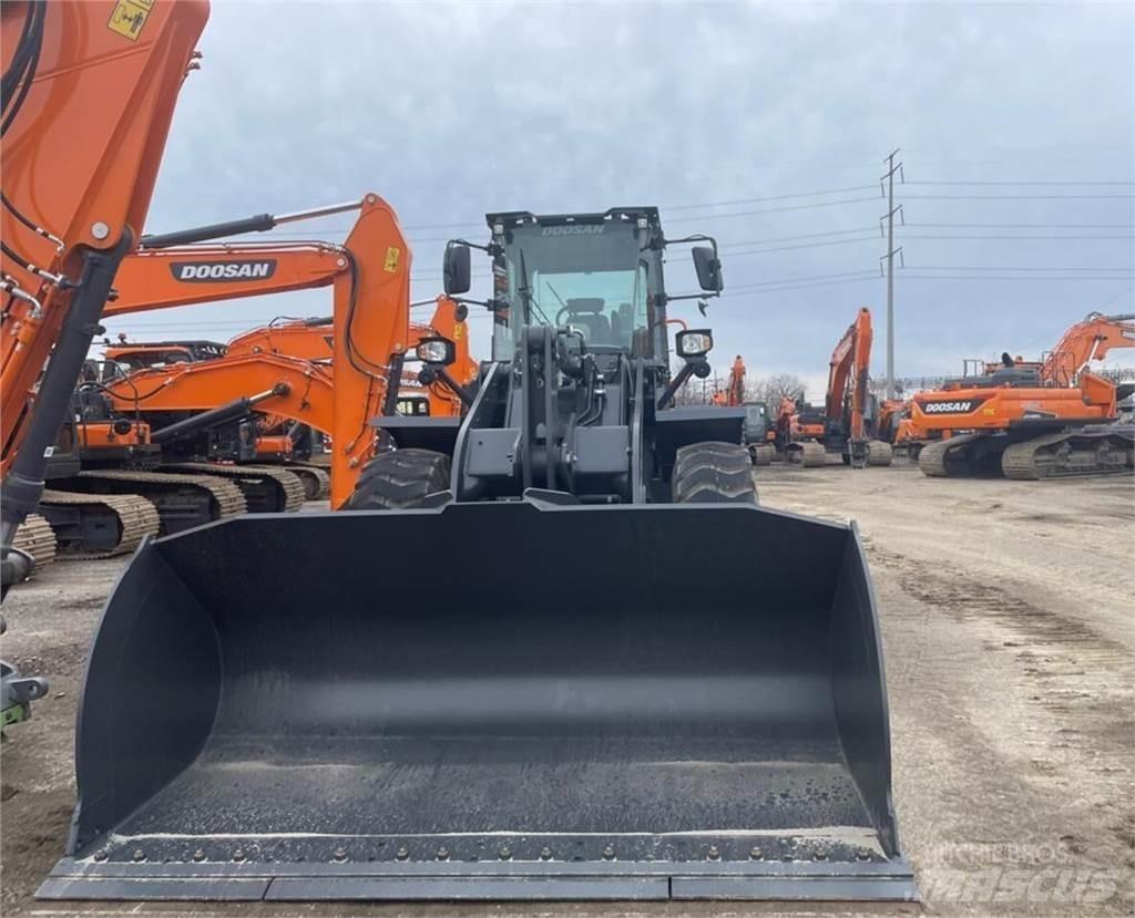 Develon DL280-7 Wielladers